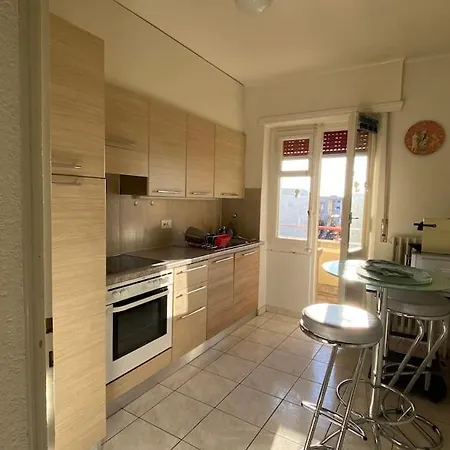 3-room With Balcony, Lausanne